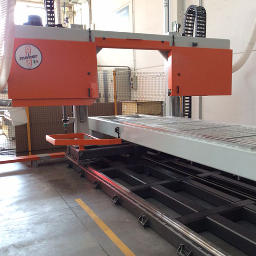 cutting of sandwich panels